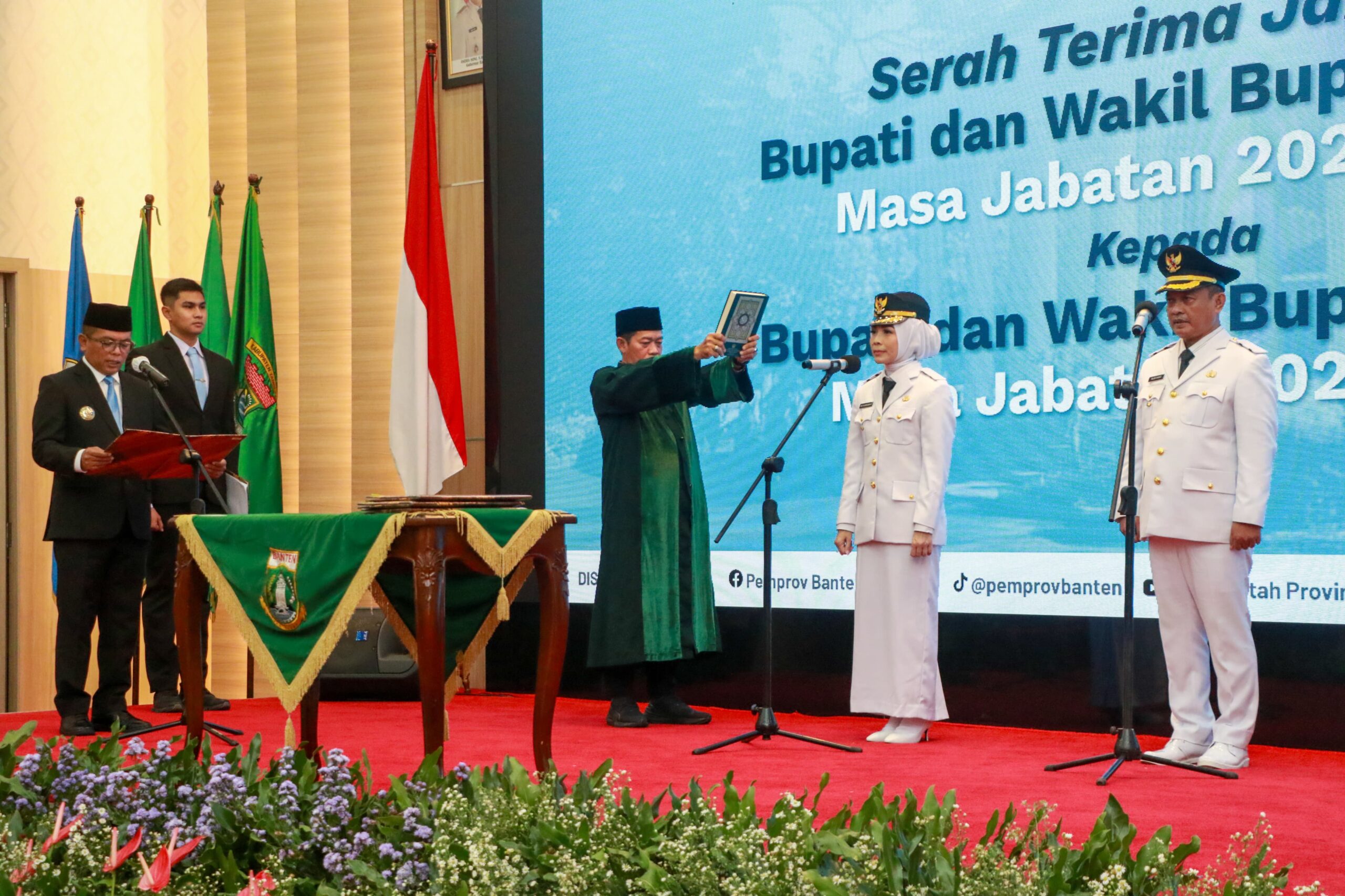 Pelantikan Bupati Serang dan Wakil Bupati Serang.