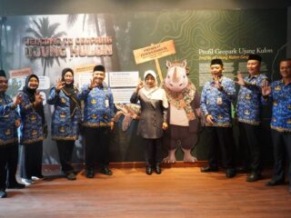 Bupati Pandeglang Dewi Setiani saat di PIG Geopark Ujung Kulon di Bale Budaya