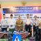 Wabup Intan Didampingi Kadishub Taufik saat sosialisasi keselamatan lalu lintas ke pelajar.