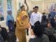 Bupati Dewi saat menyapa pelajar Sekolah Dasar Islam Terpadu (SDIT) Irsyadul Ibad.