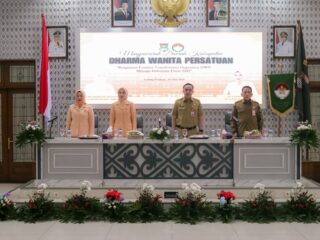Sekda Soma Atmaja saat menghadiri kegiatan Musda DWP Kabupaten Tangerang.