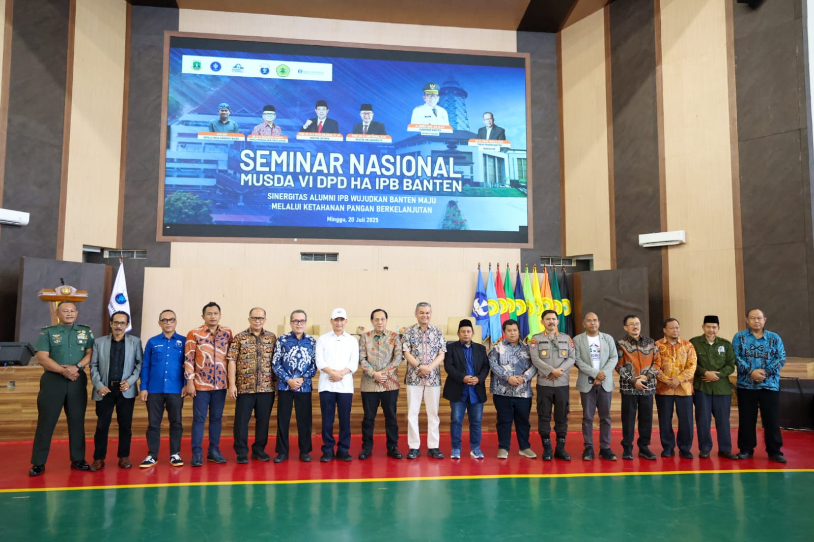 Wagub Dimyati saat bersama Himpunan Alumni IPB Banten.