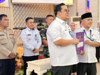 Dwi Chandra Budiman Resmi Jadi Sekcam Kelapa Dua.