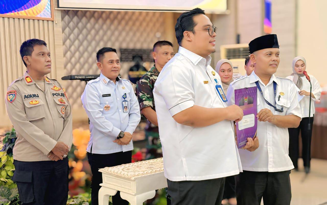 Dwi Chandra Budiman Resmi Jadi Sekcam Kelapa Dua.