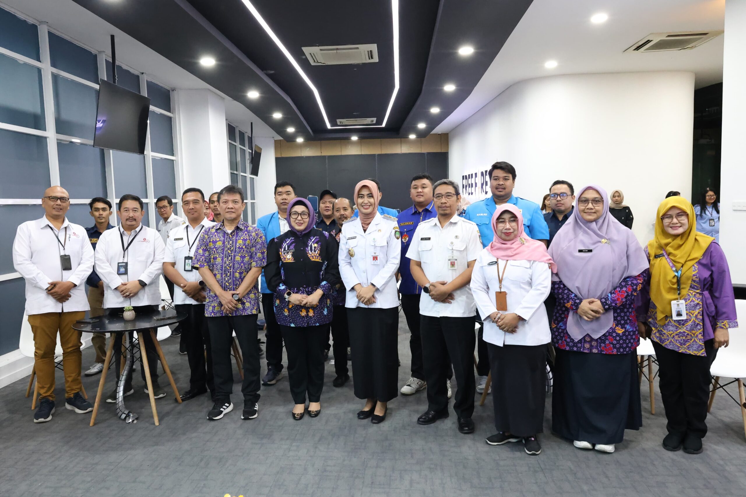 Wabup Intan saat di Solo Techno Park dan Hetero Space, Surakarta.