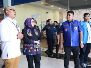 Wabup Intan saat di Solo Techno Park dan Hetero Space, Surakarta.