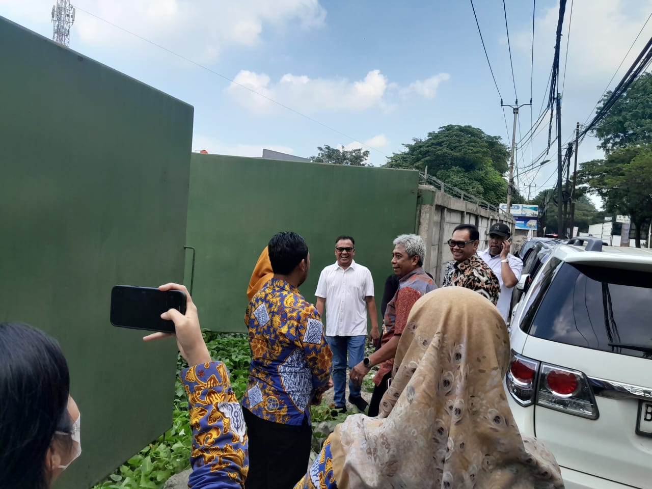 Gugatan praperadilan Li Sam Ronyu ditolak, tetap tersangka dalam kasus pemalsuan dokumen tanah di Teluknaga. Proses hukum berlanjut