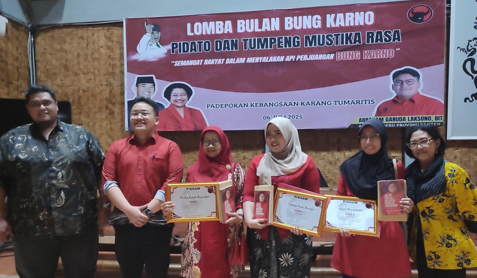 Peringatan Bulan Bung Karno oleh PDI Perjuangan di Tangerang, mengingatkan pentingnya sejarah dan nilai kebangsaan melalui lomba kreatif.