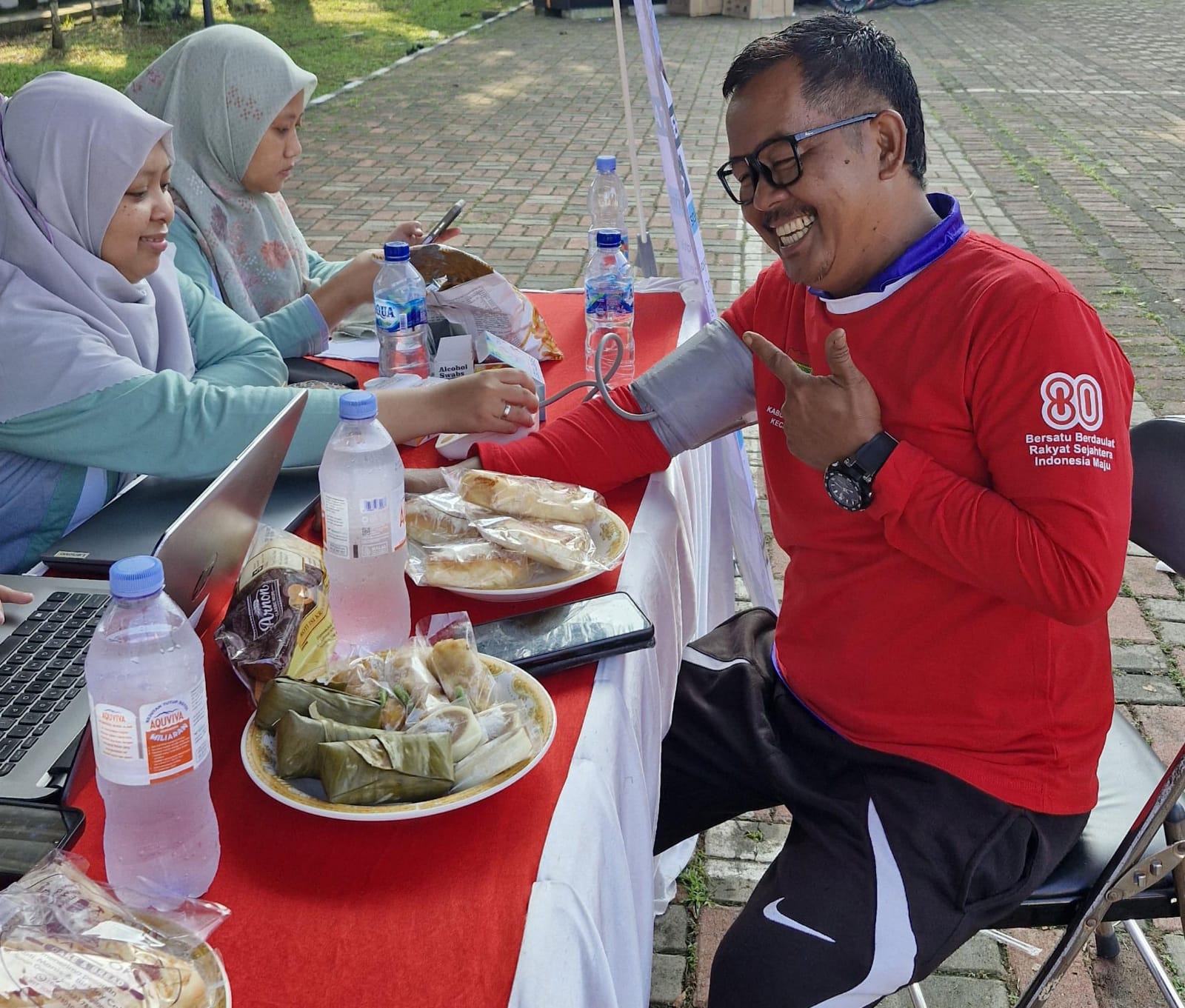 Pelayanan Cek Kesehatan Gratis.