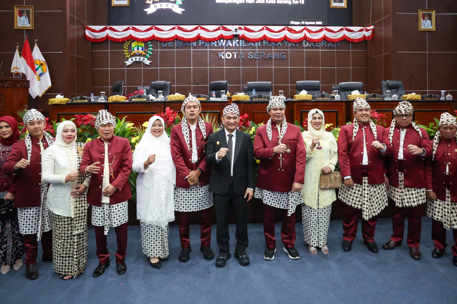 Wagub Dimyati bersama Pimpinan DPRD Kota Serang dan Wali Kota Serang.