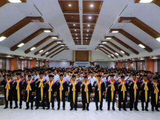 Angkatan Pertama Sekolah Lansia Kota Tangerang Diwisuda, BKKBN Mengapresiasi