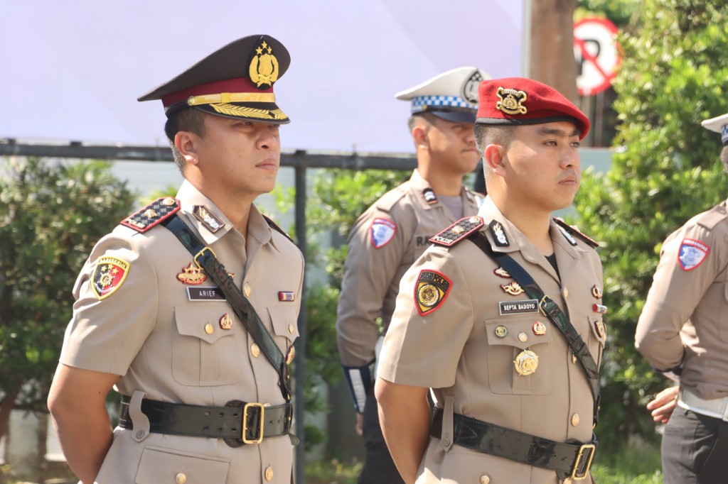 Kompol Septa Badoyo dan Kompol Arief Nazaruddin Yusuf saat Sertijab Kasat Reskrim Polresta Tangerang.
