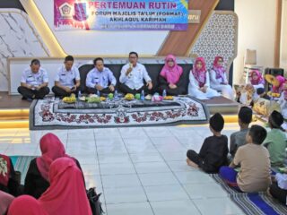 Maryono saat menghadiri acara Pengajian Bulanan Format Akhlakul Karimah di Aula Kelurahan Karawaci Baru, Kecamatan Karawaci.