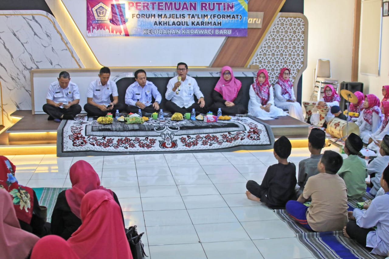 Maryono saat menghadiri acara Pengajian Bulanan Format Akhlakul Karimah di Aula Kelurahan Karawaci Baru, Kecamatan Karawaci.