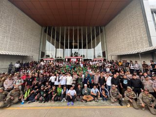 Komunitas Ojol Tangsel saat Aksi Damai di DPRD Tangsel.