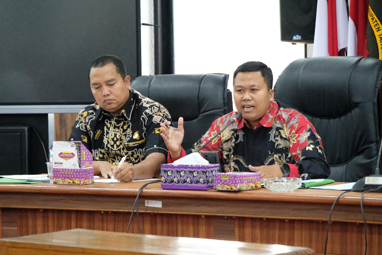 Dewan Imam Sucipto.
