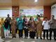 Wabup Intan Didampingi Camat Yusuf saat mengunjungi Sekolah Lansia di Desa Caringin, Kecamatan Legok.