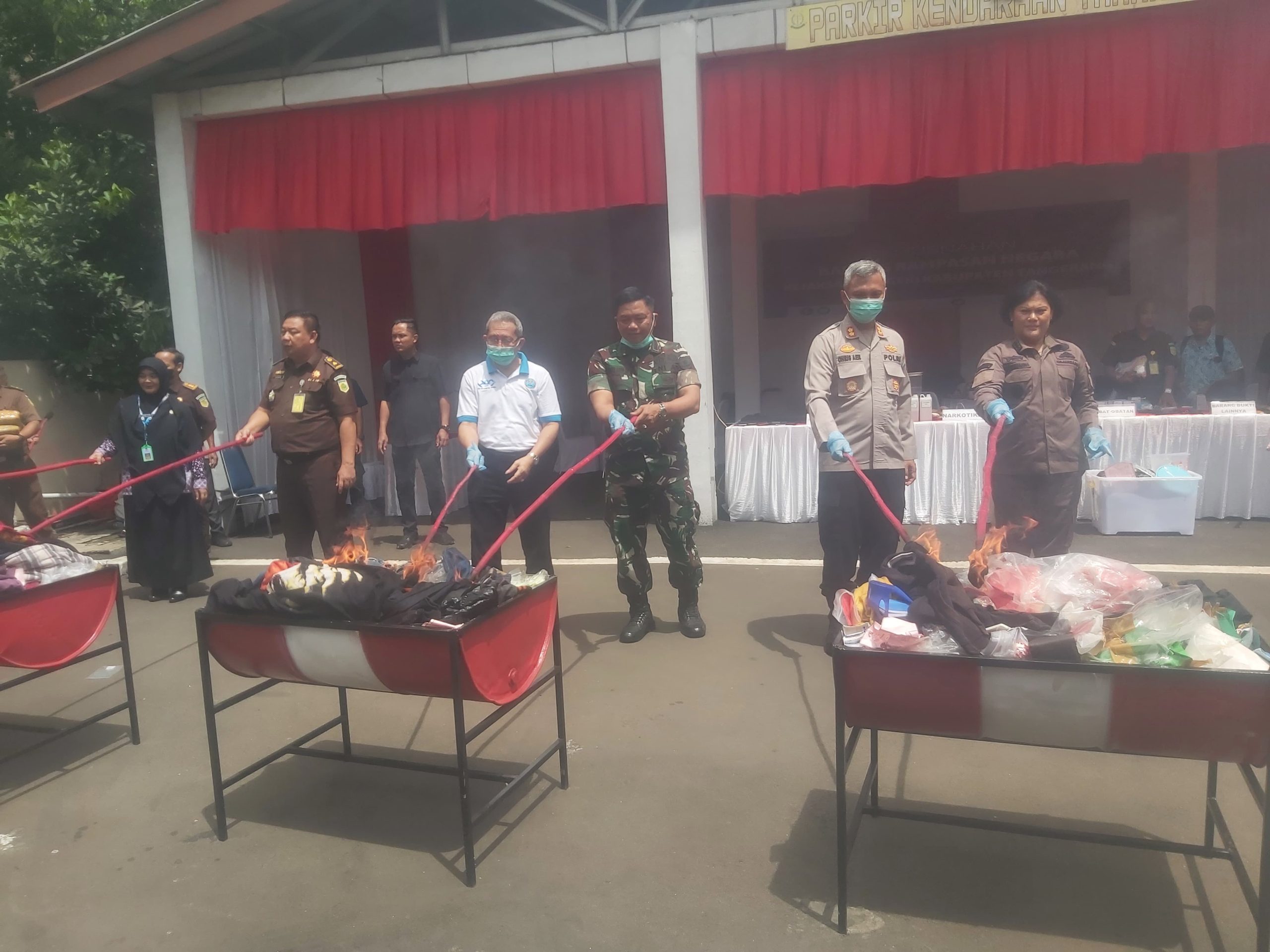 Pemusnahan Narkotika Ganja dan Senpi.