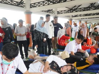 Peringati HKN dan HUT KORPRI, Pemkab Pandeglang Gelar CKG, Senam, dan Pasar Tani