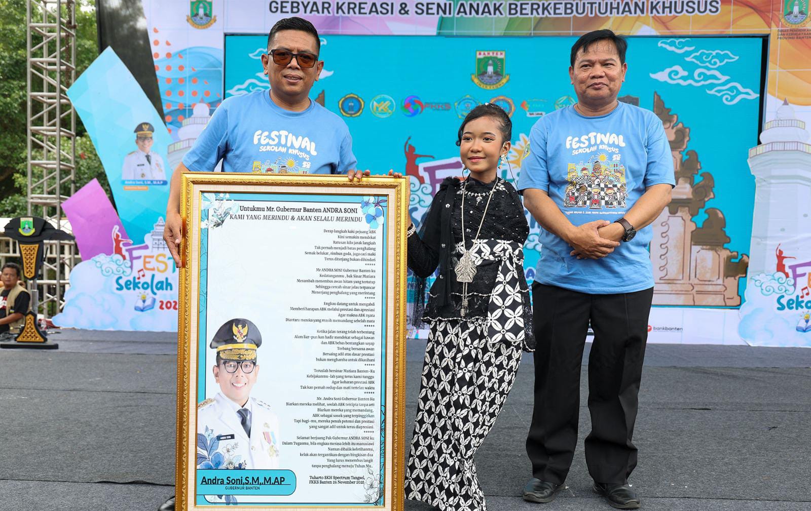 Gubernur Andra Soni Didampingi Kadis Jamaluddin di acara Festival Sekolah Khusus Banten.