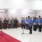 Bupati Dewi saat melantik pegawai honorer jadi PPPK Paruh Waktu.