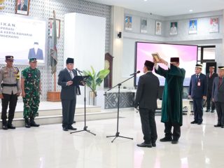 Bupati Maesyal Lantik Abdul Haer Dirops Perumda Pasar NKR