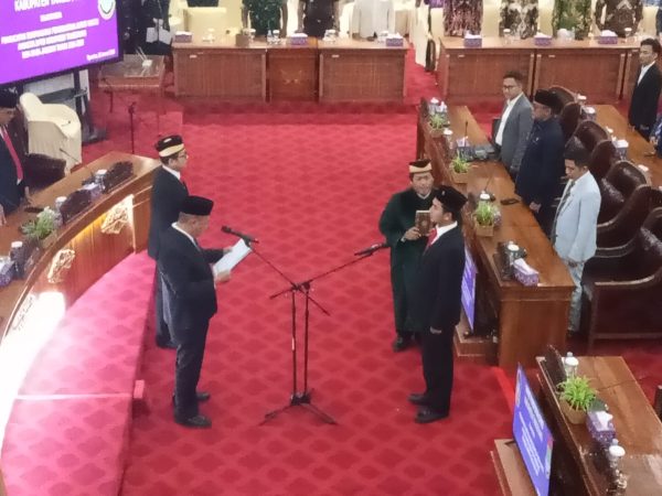 Ketua DPRD Kabupaten Tangerang Pimpin Paripurna Pengambilan Sumpah PAW Nugraha Adiatma