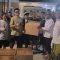 Penyaluran makanan nasi box untuk warga terdampak banjir dari Rano Alfath.