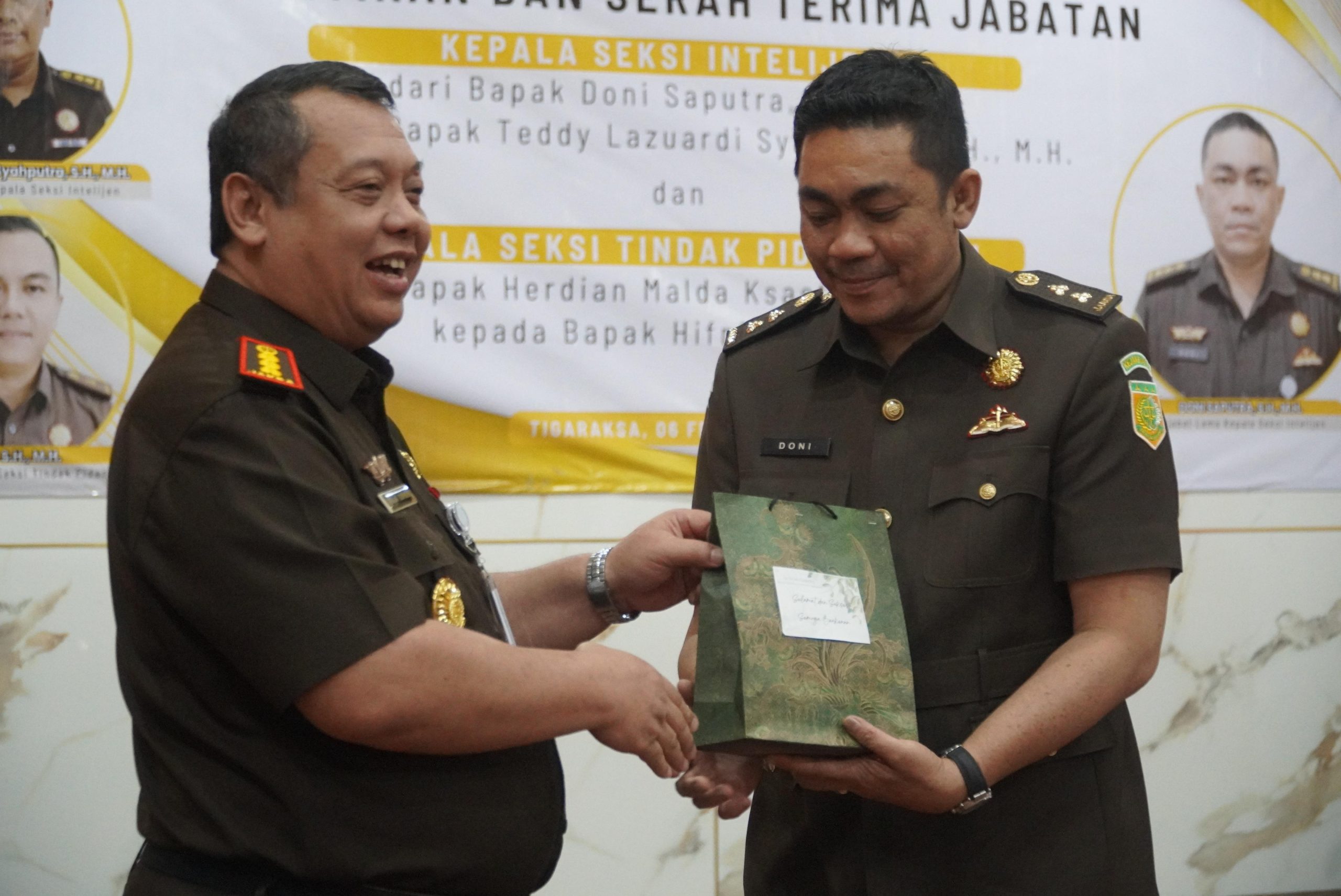 Kajari Fajar Gurindro dan Jaksa Doni Saputra.
