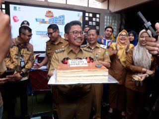 Wali Kota Tangerang Rayakan Hari Pers Bersama Insan Media dan Jenguk Wartawan yang Kecelakaan