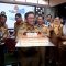 Wali Kota Sachrudin dan jajarannya bersama insan media saat perayaan Hari Pers di Pemkot Tangerang.