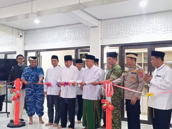 Bupati Maesyal Resmikan Berbagai Fasilitas Baru Masjid Agung Al Amjad Tigaraksa