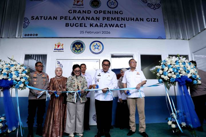 Maryono saat meresmikan SPPG Bugel Karawaci.