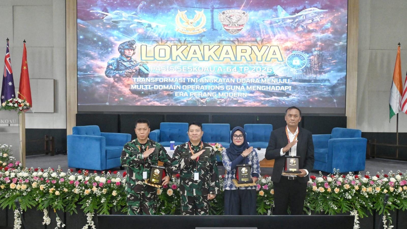 Lokakarya Seskoau A-64 bahas transformasi TNI AU menuju Multi-Domain Operations untuk hadapi ancaman perang modern 2026.