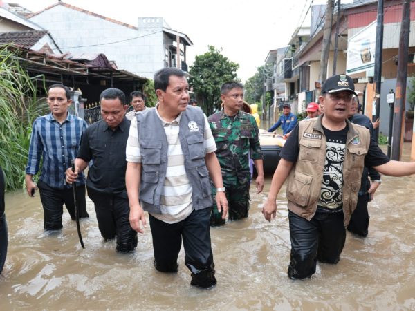 Bupati Maesyal Tinjau Lokasi Terdampak Banjir di Kabupaten Tangerang