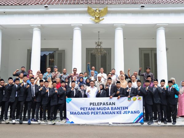 Gubernur Banten Lepas 21 Petani Milenial Magang ke Jepang