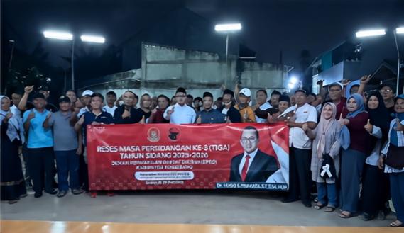 Dewan Hugo saat reses bersama masyarakat kelurahan Binong, kecamatan Curug.