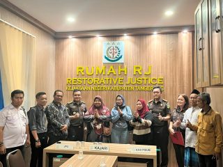 Humanis, Kejari Tangerang Selesaikan Kasus Dua Perempuan dengan Restorative Justice