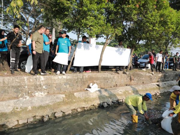 Gerakan Banten ASRI Digelar Tiap Rabu, Andra Soni Ajak Masyarakat Peduli Sampah dan Lingkungan