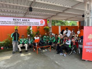 Milad ke-24 Tahun, PKS Kabupaten Tangerang Resmikan Rest Area Charger Gratis untuk Ojol
