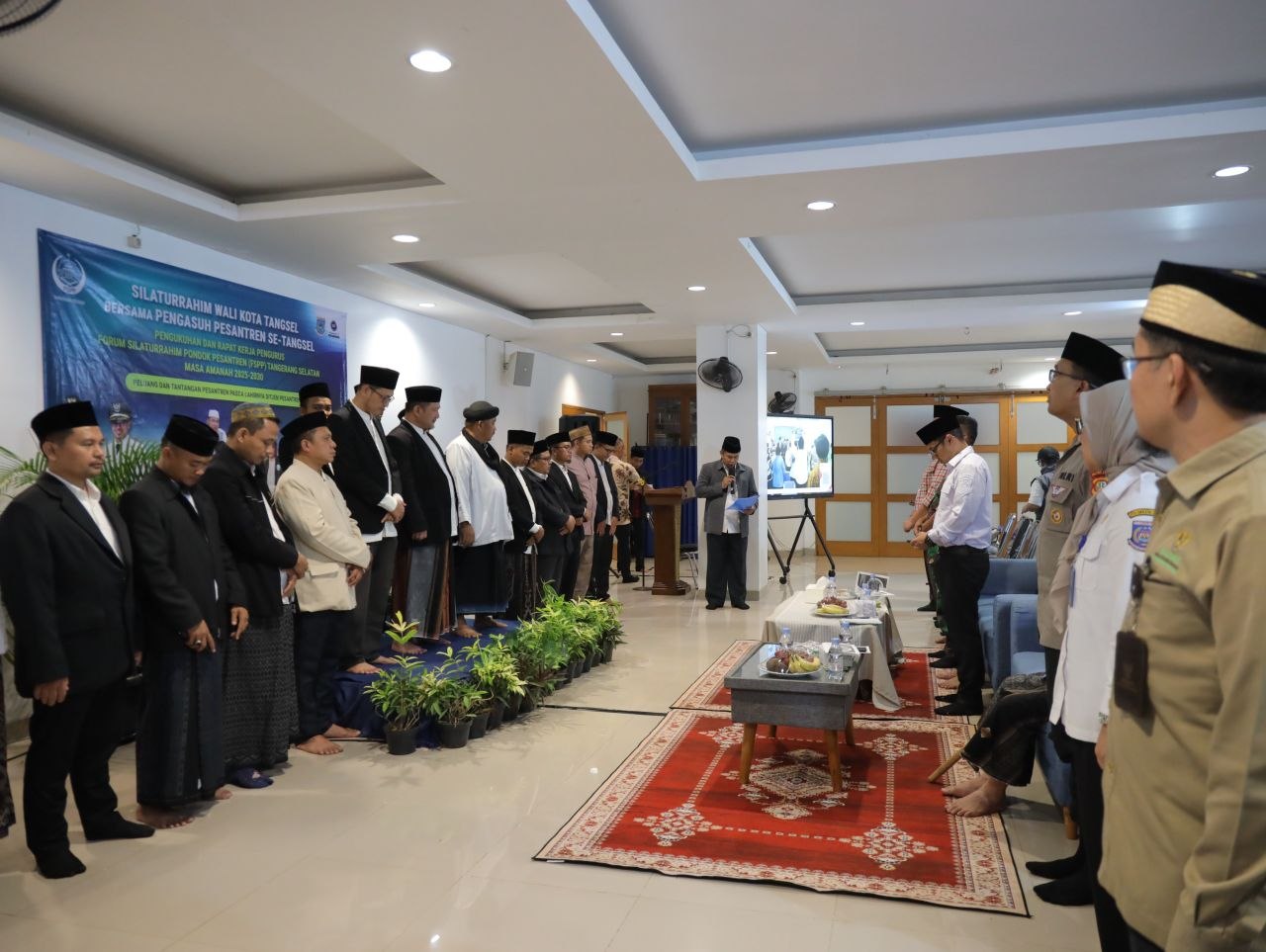 Pengukuhan Pengurus Forum Silaturahmi Pondok Pesantren (FSPP) Kota Tangsel Periode 2025-2030.
