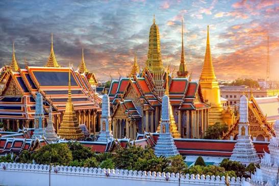 8 Destinasi Wisata Terbaik di Bangkok yang Wajib Dikunjungi Sekali Seumur Hidup