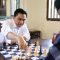 Wagub Banten Dimyati saat bermain catur.