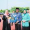 Gubernur Andra Soni saat program genting untuk masyarakat.