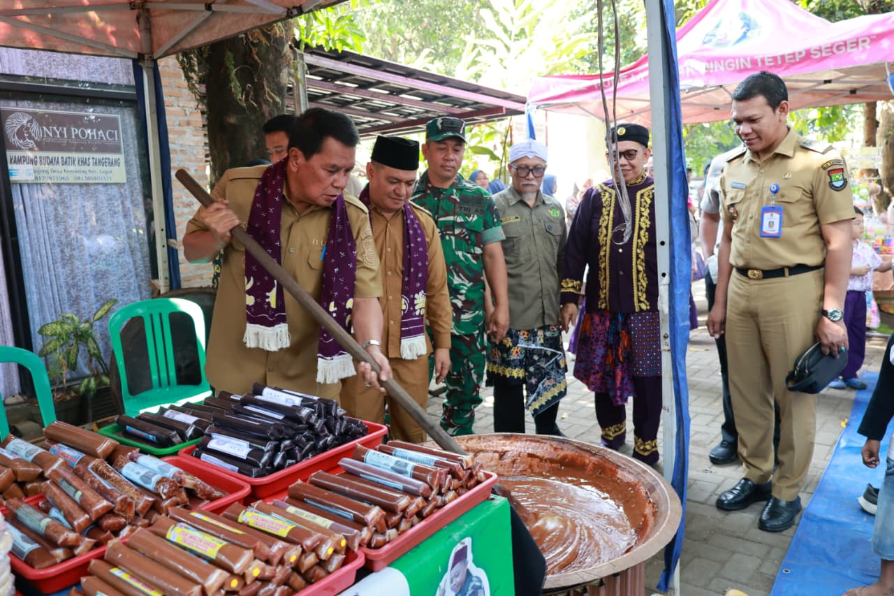 Festival Budaya Kemuning Legok.