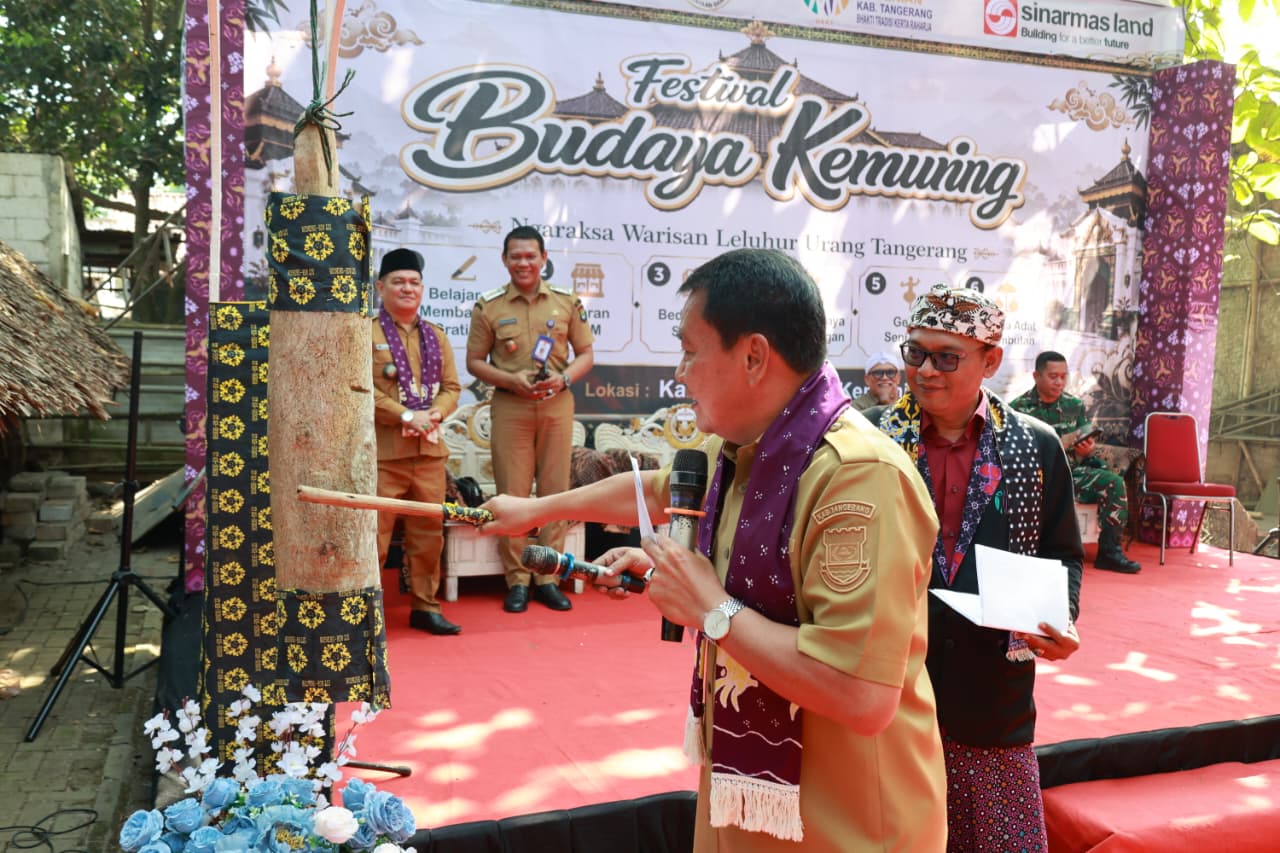 Festival Budaya Kemuning Legok.
