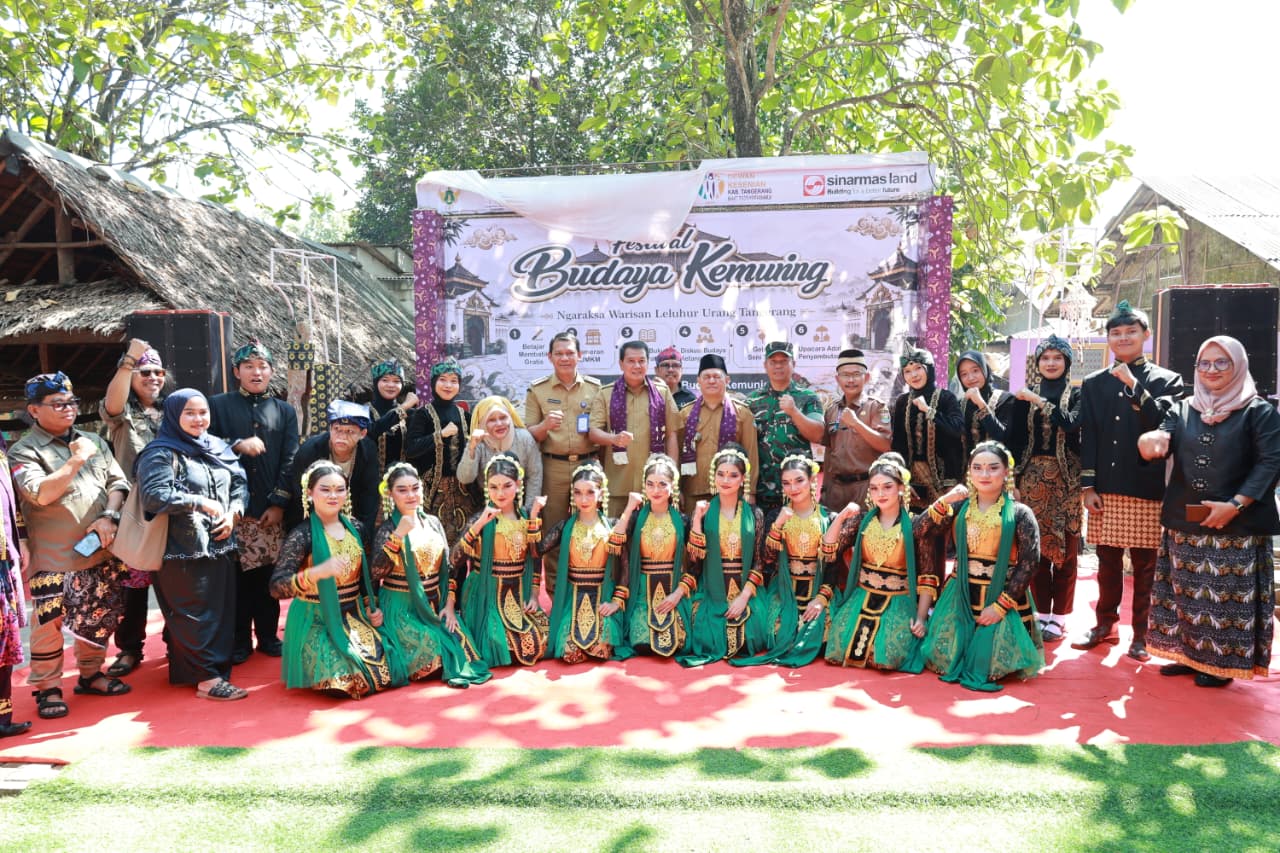 Festival Budaya Kemuning Legok.