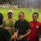 Ade Sumardi tekankan sportivitas dan disiplin kepada Banteng Banten U-17 sebagai bekal menghadapi Soekarno Cup 2026 di Jawa Timur.