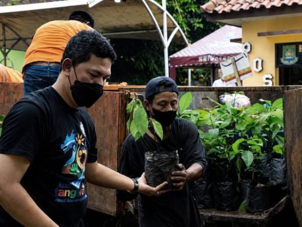 Pemkot Tangerang Bagikan Bibit Tanaman Gratis, Bisa Diajukan Lewat Aplikasi