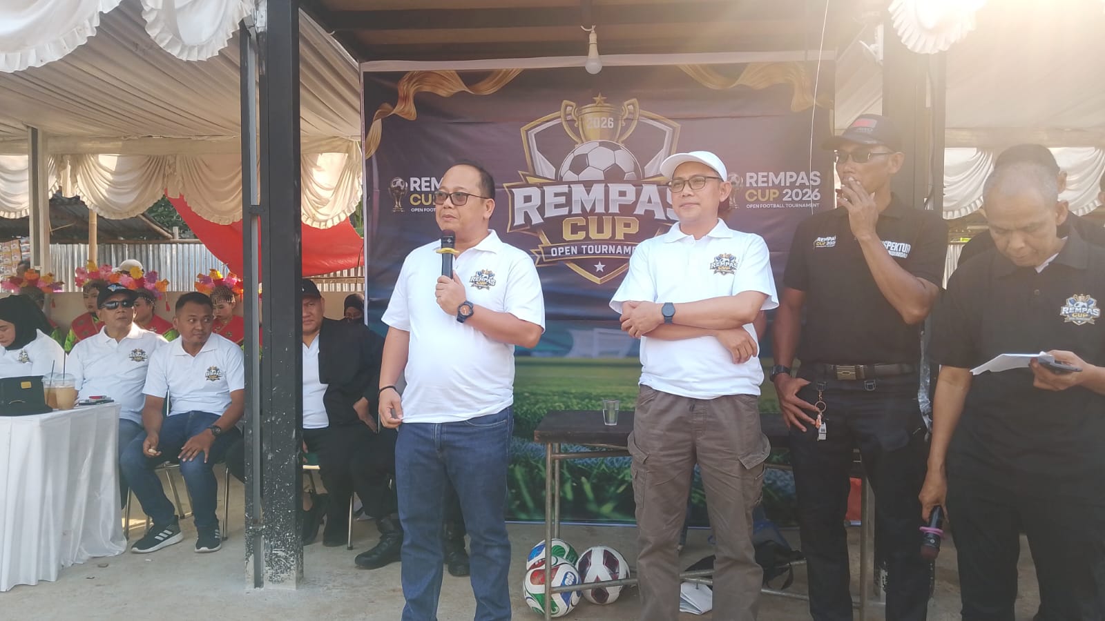 Ketua DPRD Kota Tangsel Abdul Rasyid saat menyampaikan sambutannya di kegiatan Turnamen sepak bola Rempas Cup.